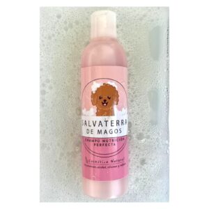 Champu-nutricion-perfecta.-champu-especial-para-caniche.-salvaterra-de-magos-criadores-de-caniches-toy-min