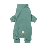 Pijama-de-FuzzYard-de-color-verde-para-caniches-de-Salvaterra-de-Magos-Pijama-de-invierrno-para-caniches-de-Salvaterra-de-Magos